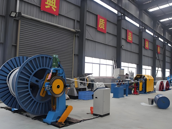 電線電纜產(chǎn)品生產(chǎn)工藝流程和設(shè)備布置.jpg 電線電纜產(chǎn)品生產(chǎn)工藝流程和設(shè)備布置.jpg